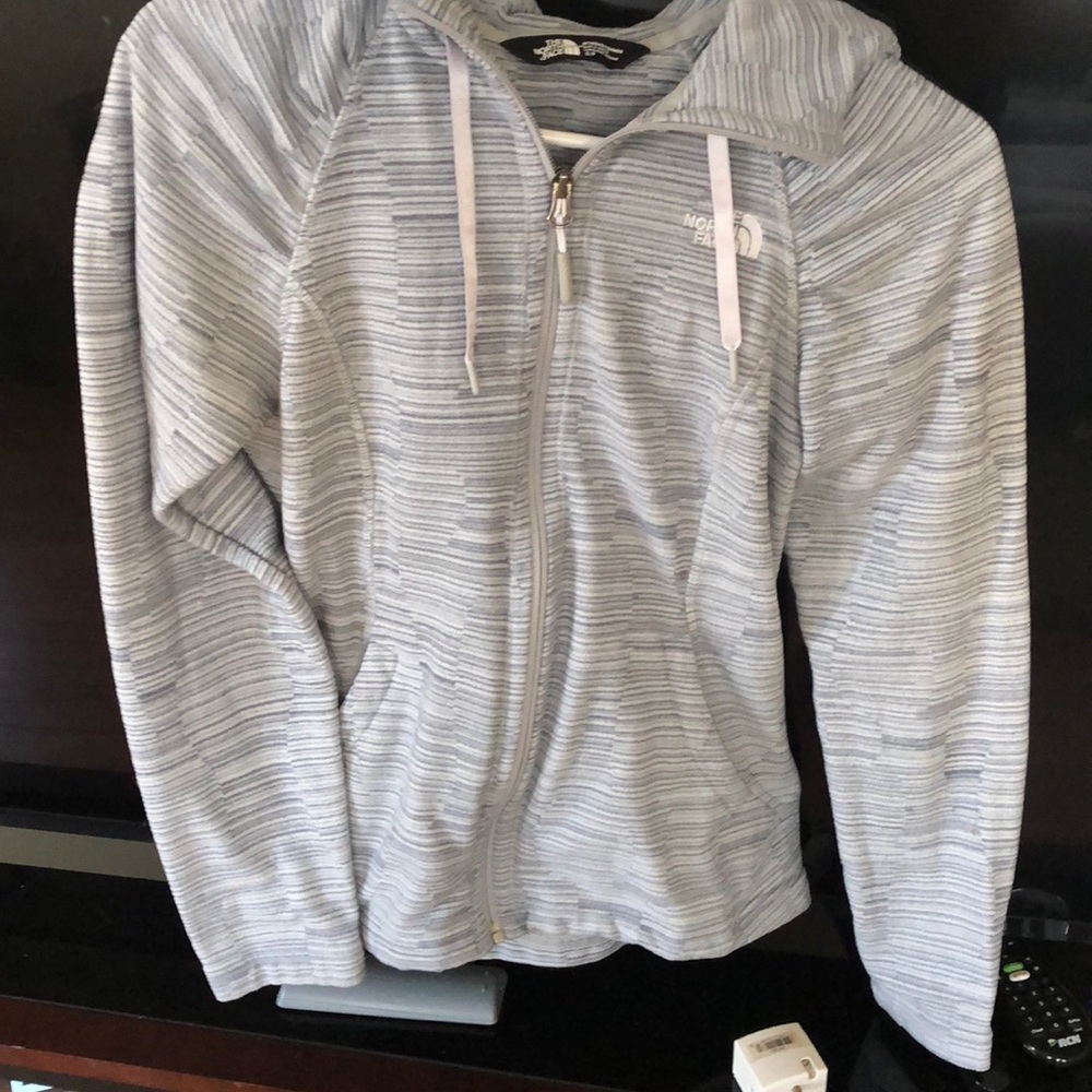 Women’s North Face hooded fleece